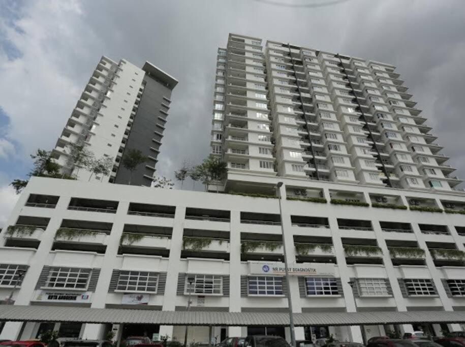 Homestay Ttdi Adina 710 Shah Alam,Sek 13,Msu,3Bedroooms Exterior foto